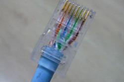 网络水晶头属于商标哪个类别