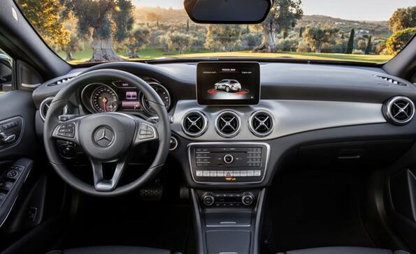 “E”字头的汽车商标是风口，赶紧注册了卖给车企！